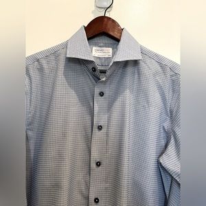 Men’s dress shirt, blue pattern, size medium